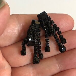 Vintage black prong-set rhinestone dangle clip earrings unsigned Weiss? goth